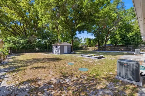 1709 NE Lambright Street Tampa FL 33610