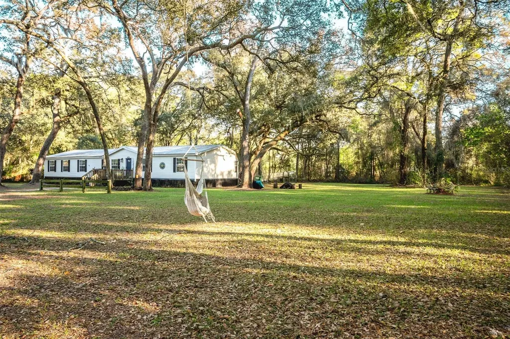 7296 NW 170th Street Trenton FL 32693