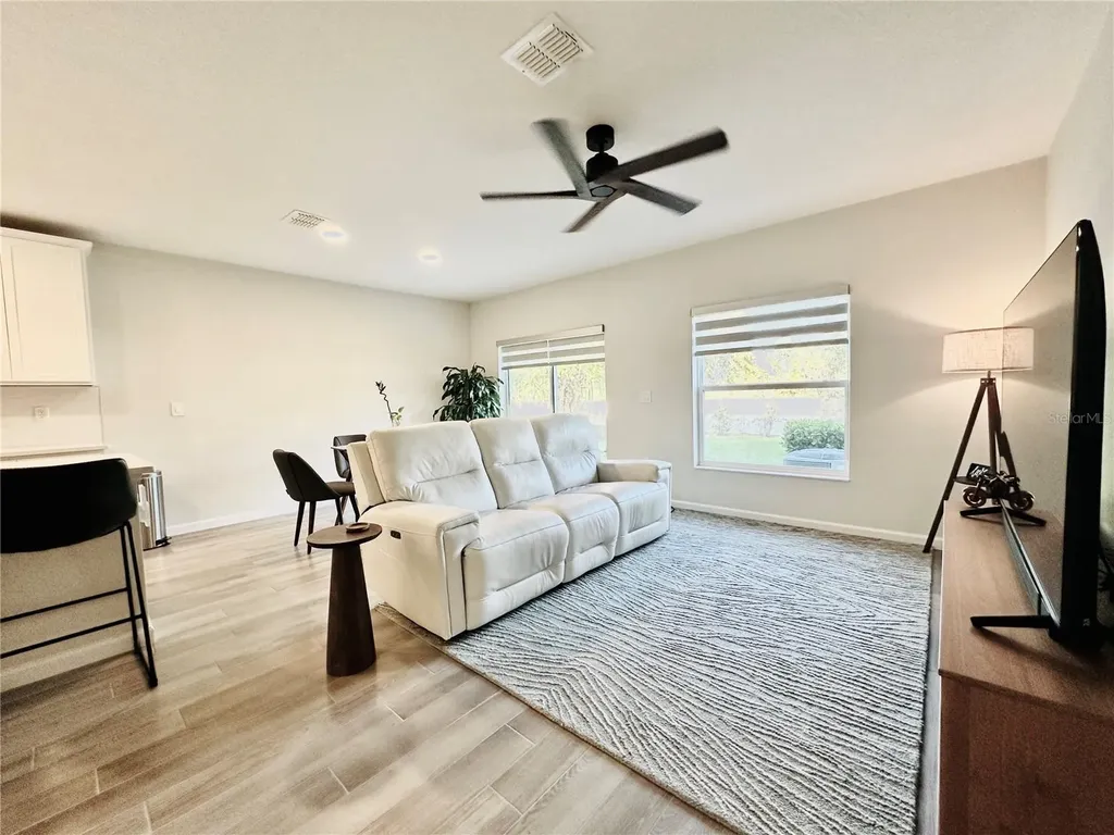 2767 Narcoossee Road St Cloud FL 34771
