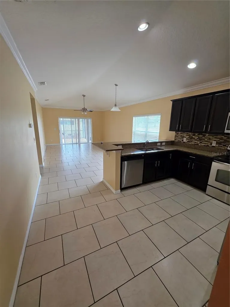 4600 Caverns Drive Kissimmee FL 34758