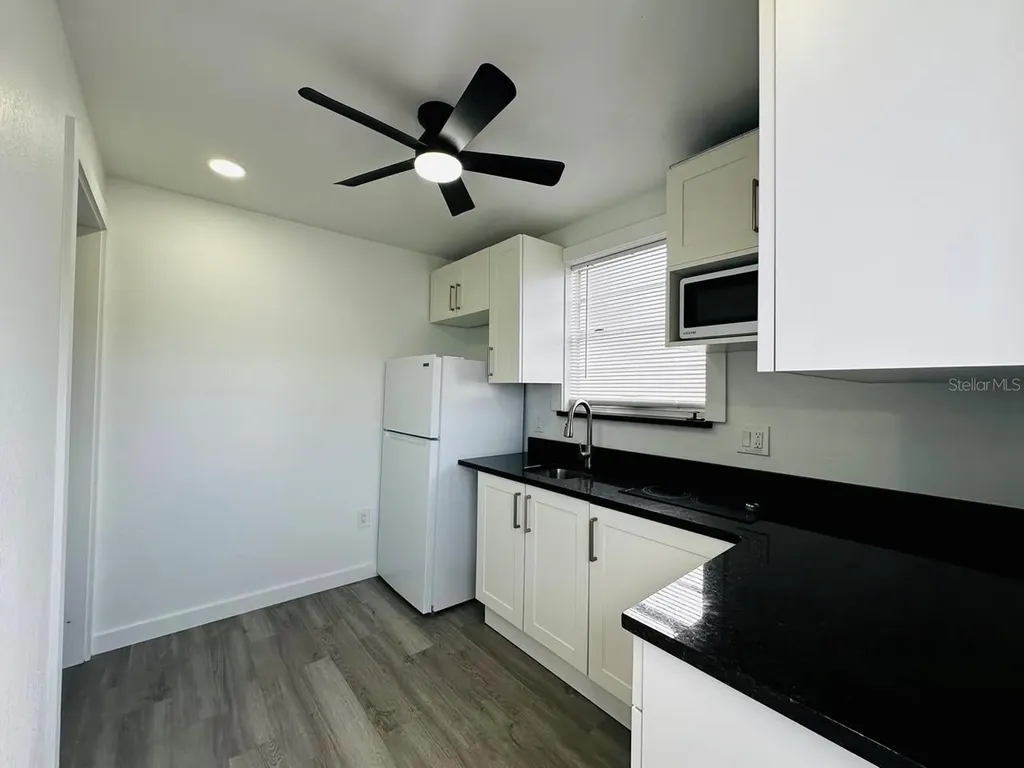 136 Lynbrook Drive Orlando FL 32807
