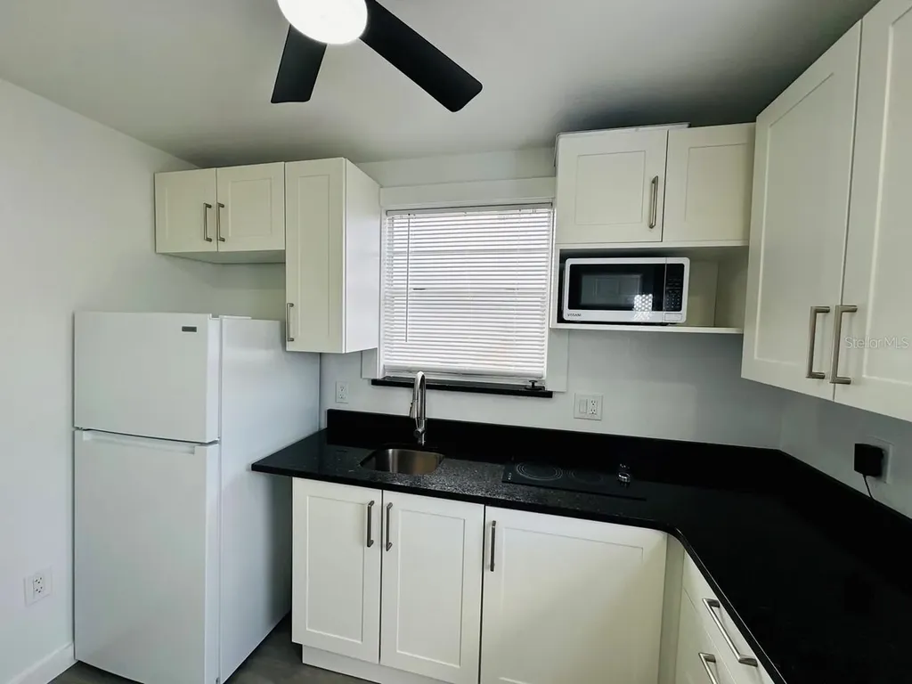 136 Lynbrook Drive Orlando FL 32807