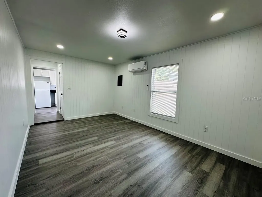 136 Lynbrook Drive Orlando FL 32807
