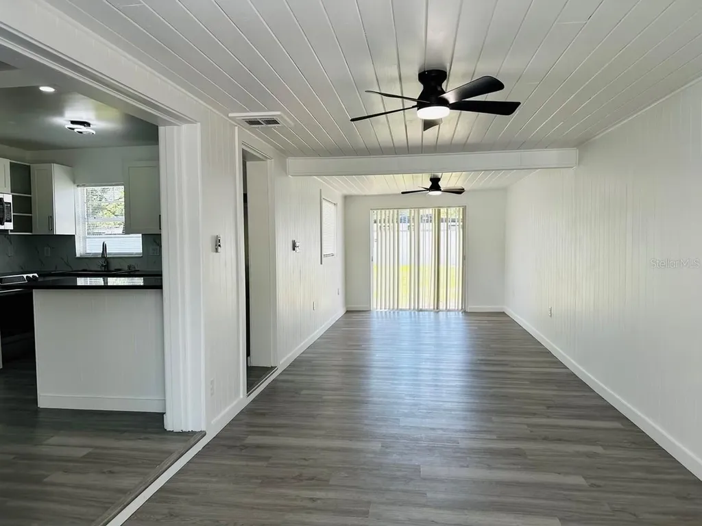 136 Lynbrook Drive Orlando FL 32807