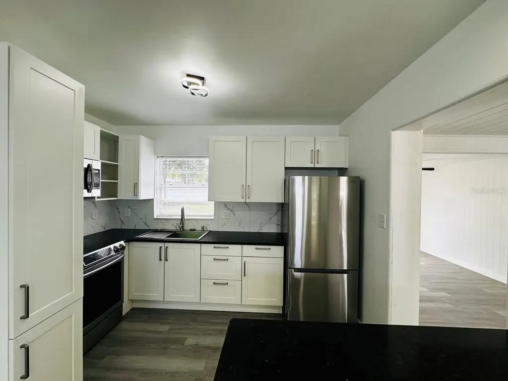136 Lynbrook Drive Orlando FL 32807