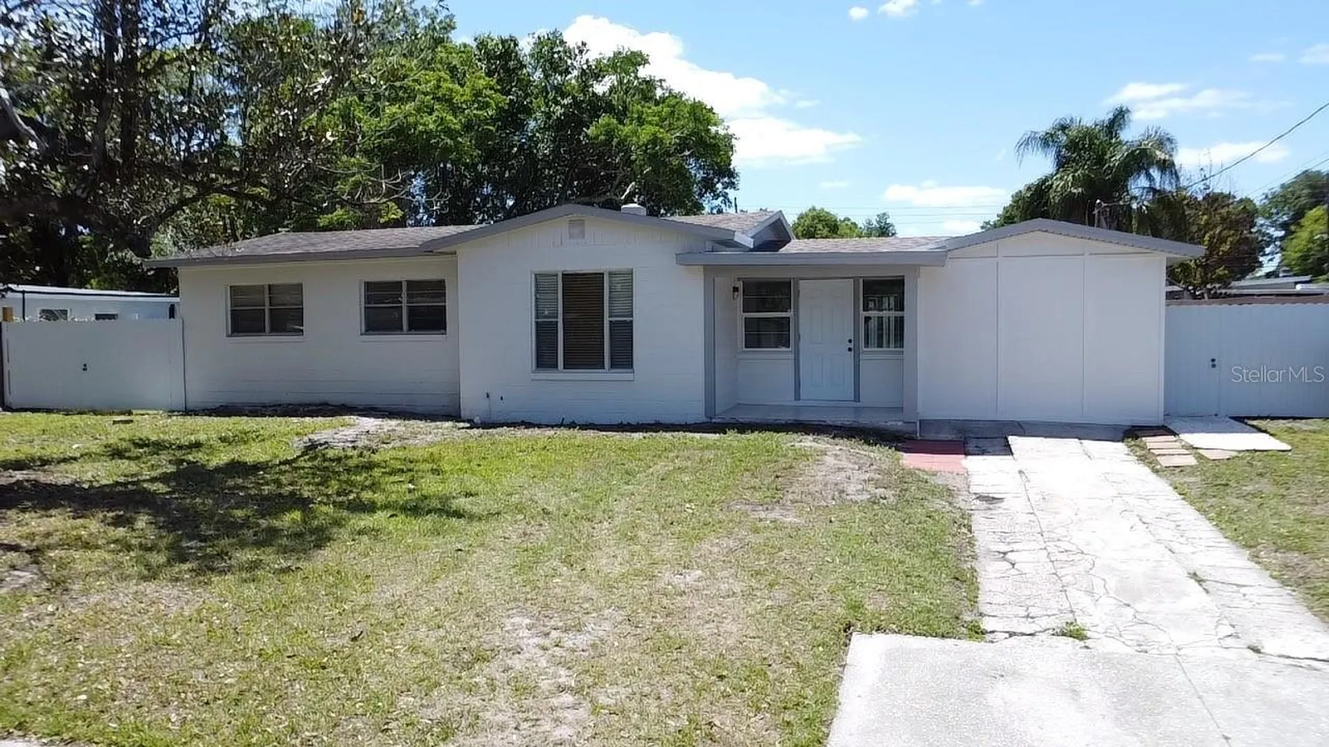 136 Lynbrook Drive Orlando FL 32807