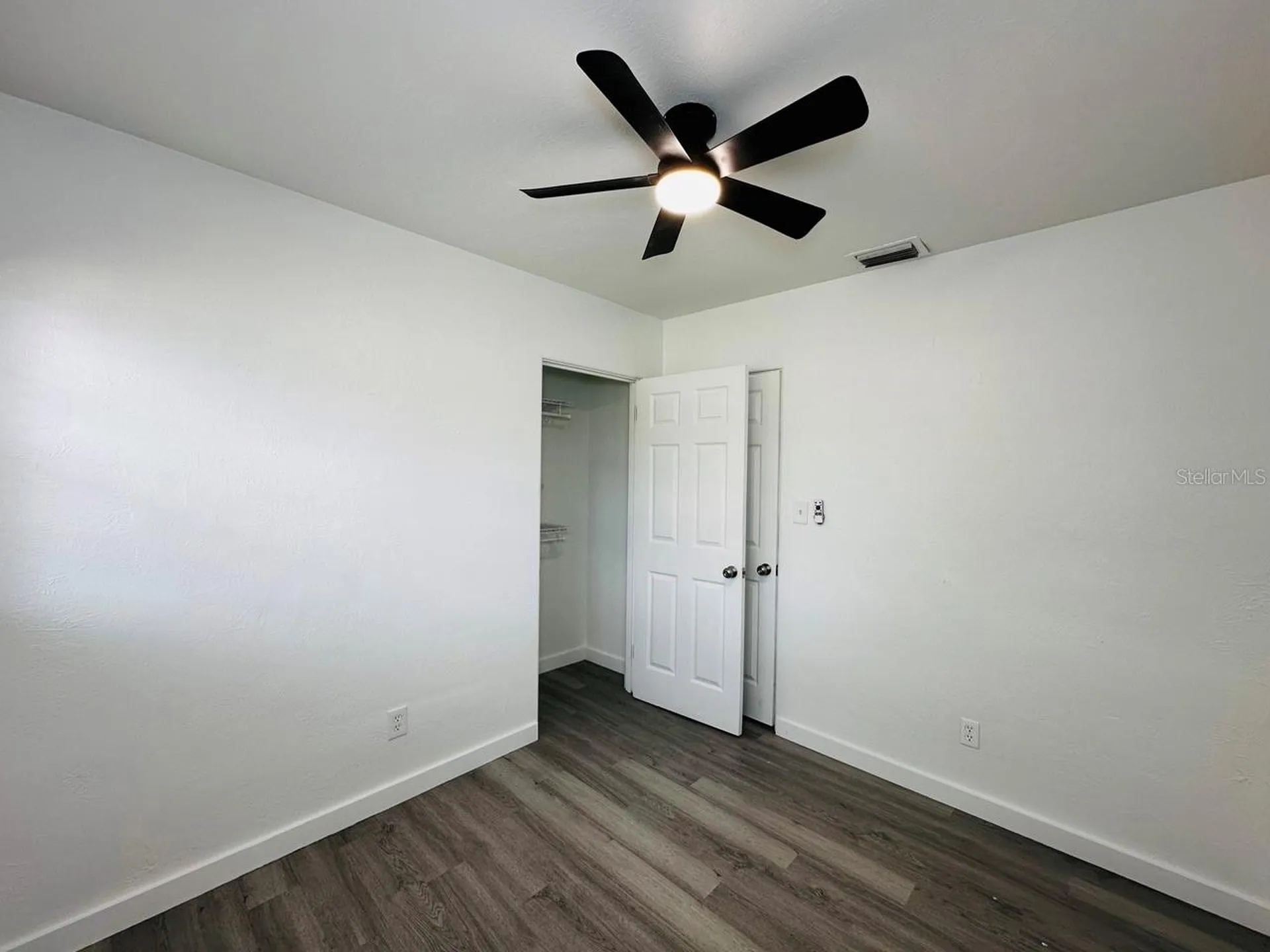 136 Lynbrook Drive Orlando FL 32807