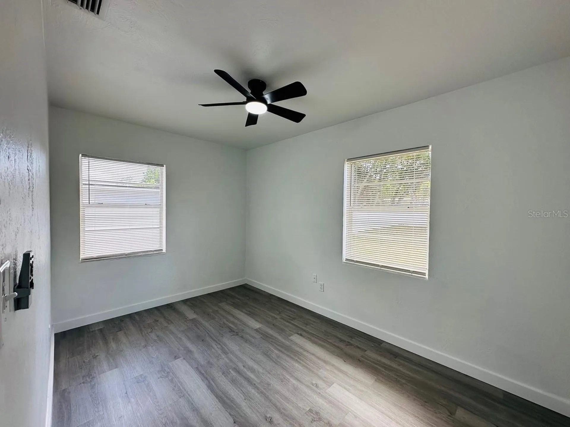 136 Lynbrook Drive Orlando FL 32807