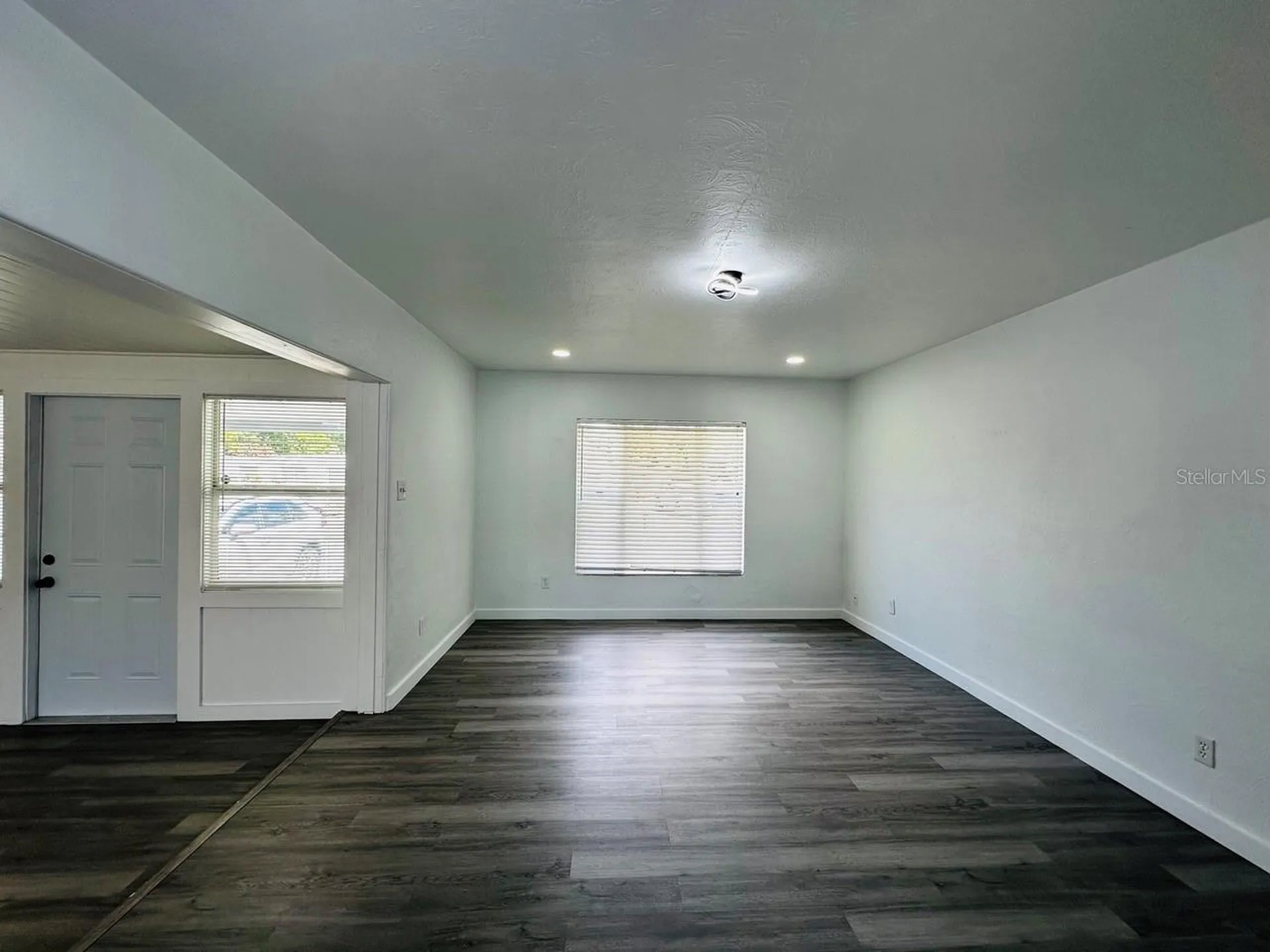 136 Lynbrook Drive Orlando FL 32807