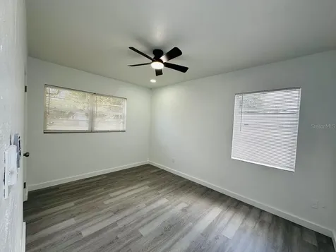 136 Lynbrook Drive Orlando FL 32807