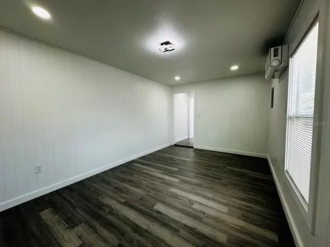 136 Lynbrook Drive Orlando FL 32807