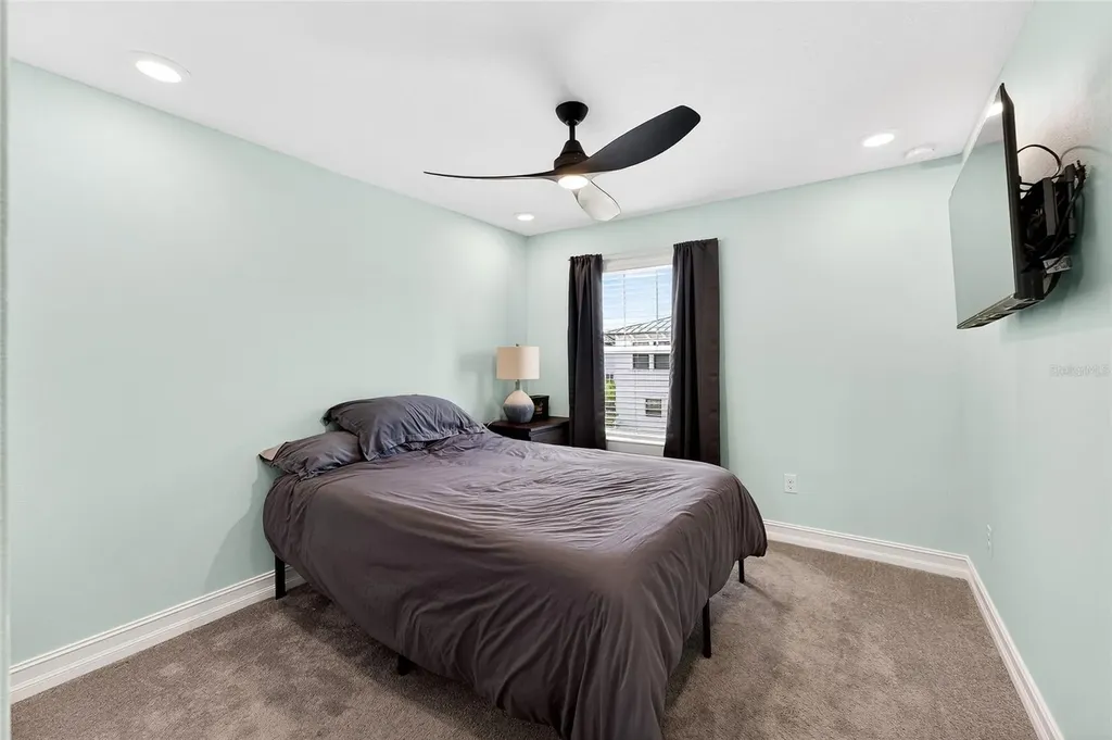 5351 Bridge Street Tampa FL 33611
