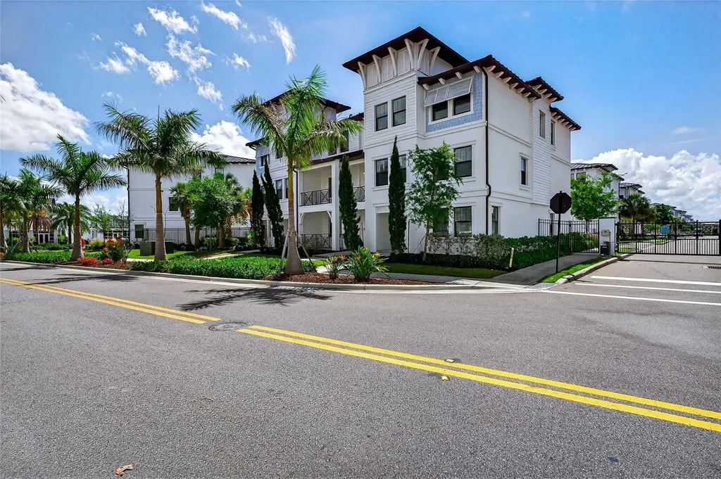 5351 Bridge Street Tampa FL 33611