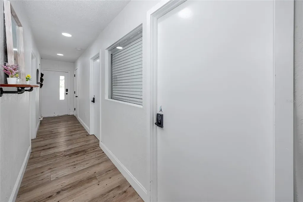3527 1st Avenue S St Petersburg FL 33711