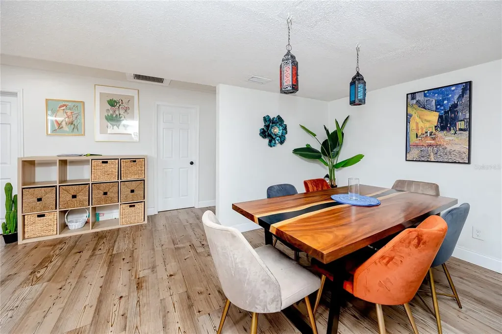 3527 1st Avenue S St Petersburg FL 33711