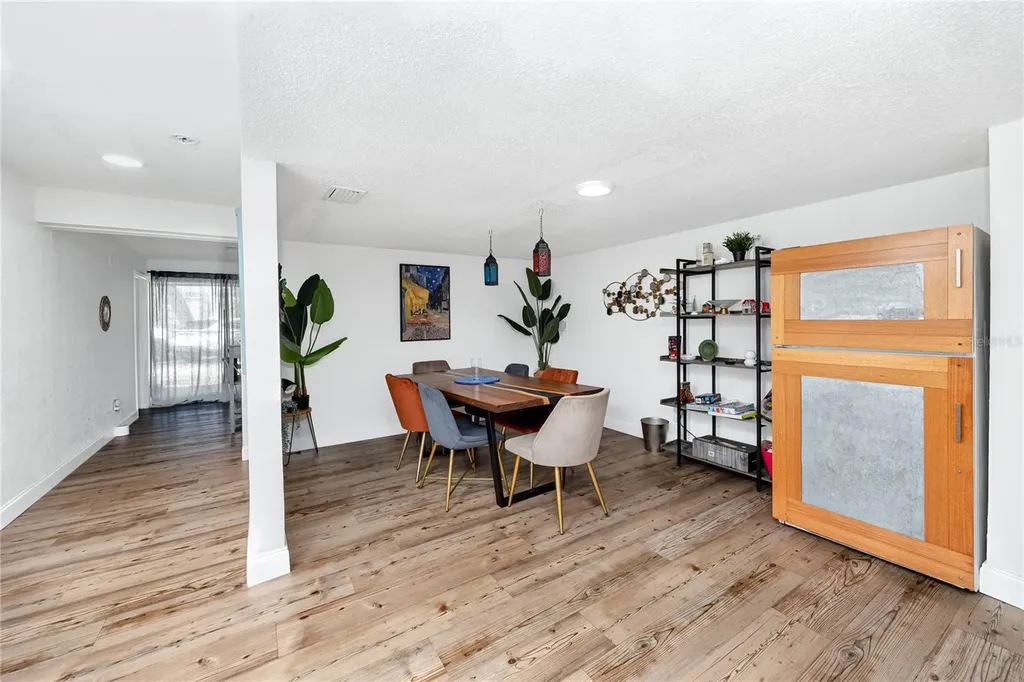 3527 1st Avenue S St Petersburg FL 33711