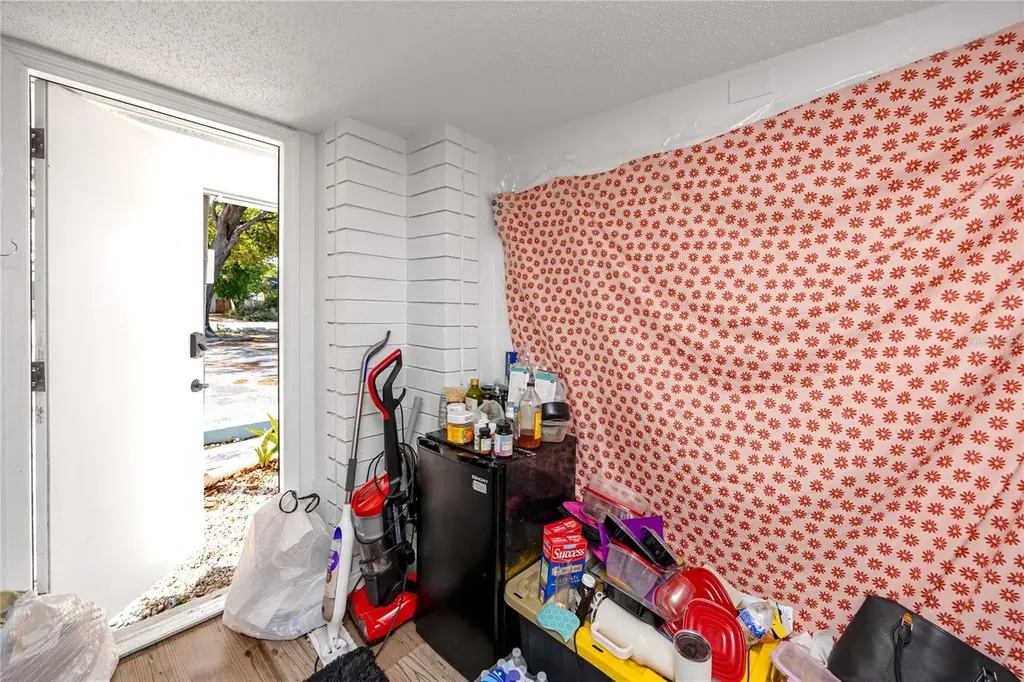 3527 1st Avenue S St Petersburg FL 33711