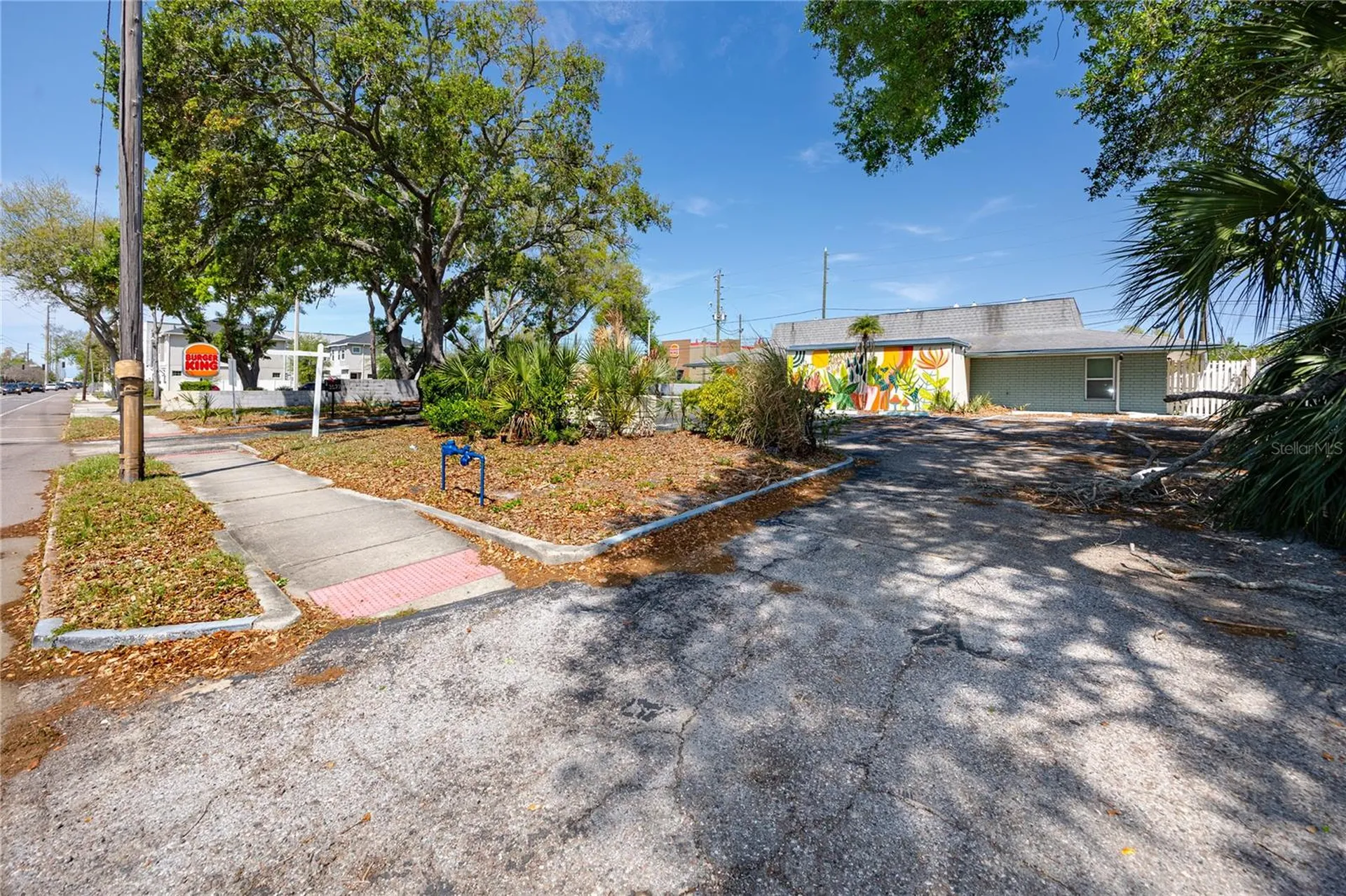 3527 1st Avenue S St Petersburg FL 33711
