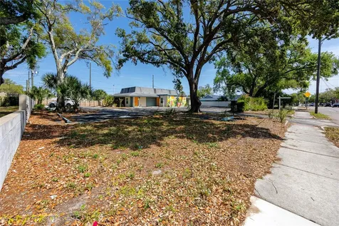 3527 1st Avenue S St Petersburg FL 33711