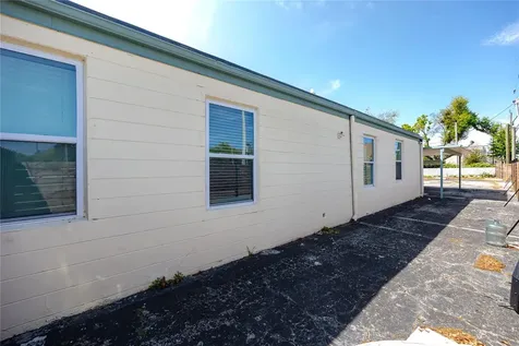 3527 1st Avenue S St Petersburg FL 33711