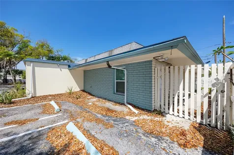 3527 1st Avenue S St Petersburg FL 33711