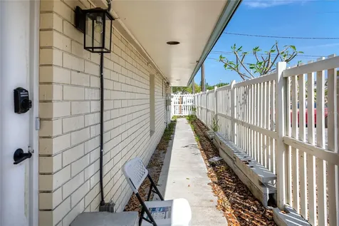 3527 1st Avenue S St Petersburg FL 33711