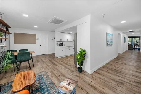 3527 1st Avenue S St Petersburg FL 33711