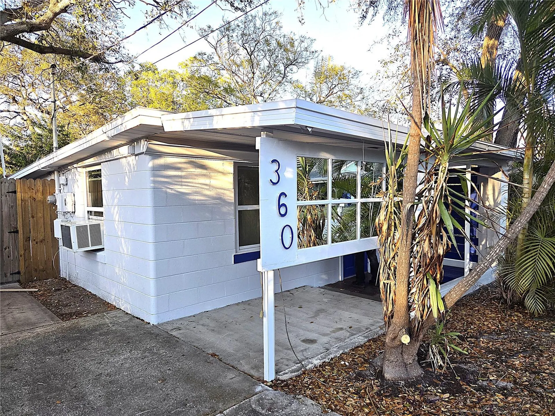 360 5th Avenue NW Largo FL 33770