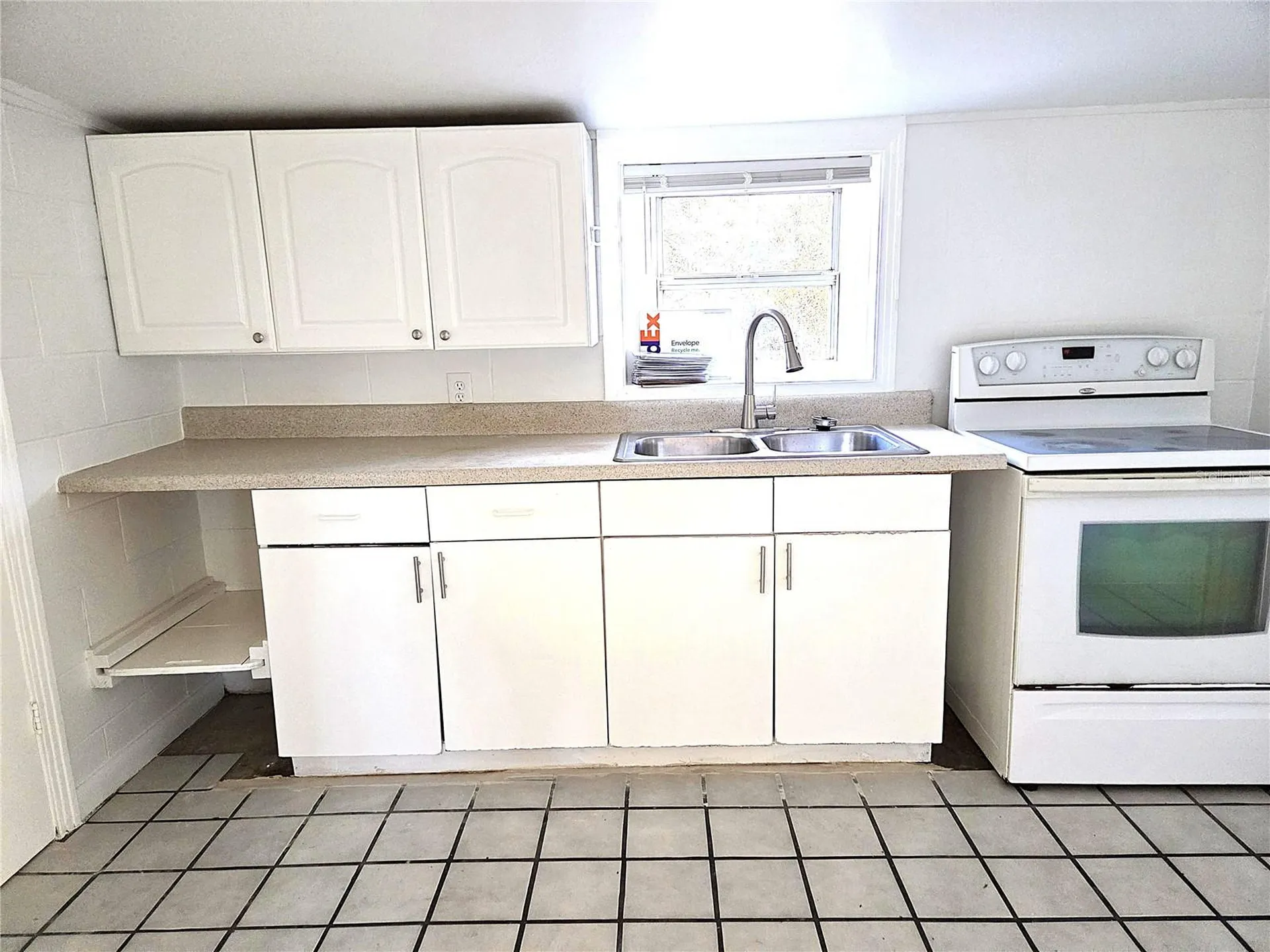 360 5th Avenue NW Largo FL 33770