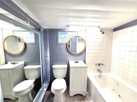 360 5th Avenue NW Largo FL 33770