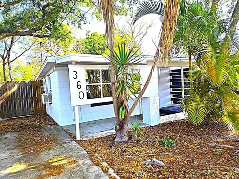 360 5th Avenue NW Largo FL 33770