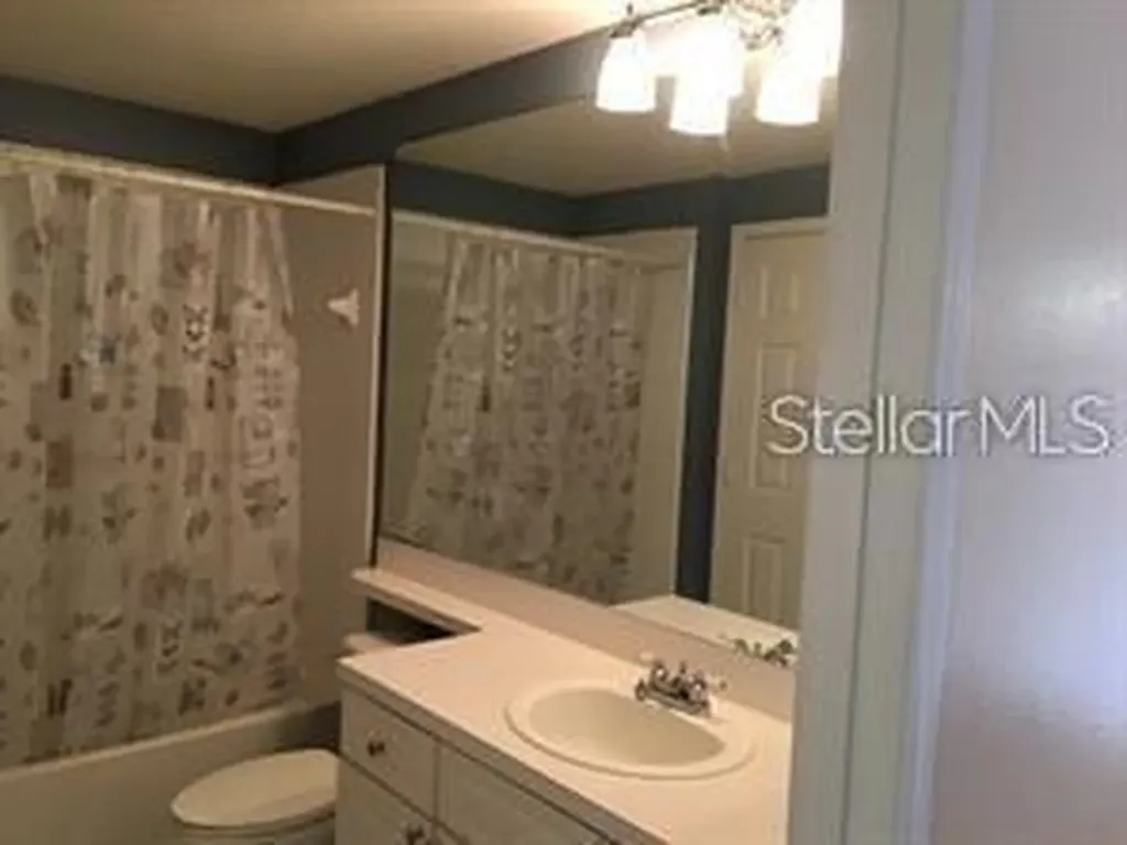 14238 Fredricksburg Drive Orlando FL 32837