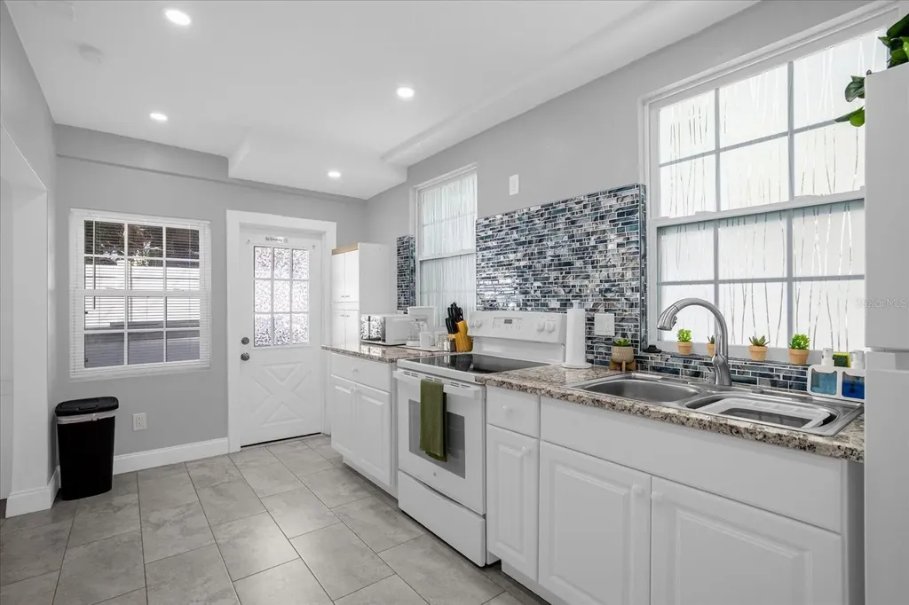 306 Marshall Street Clearwater FL 33755