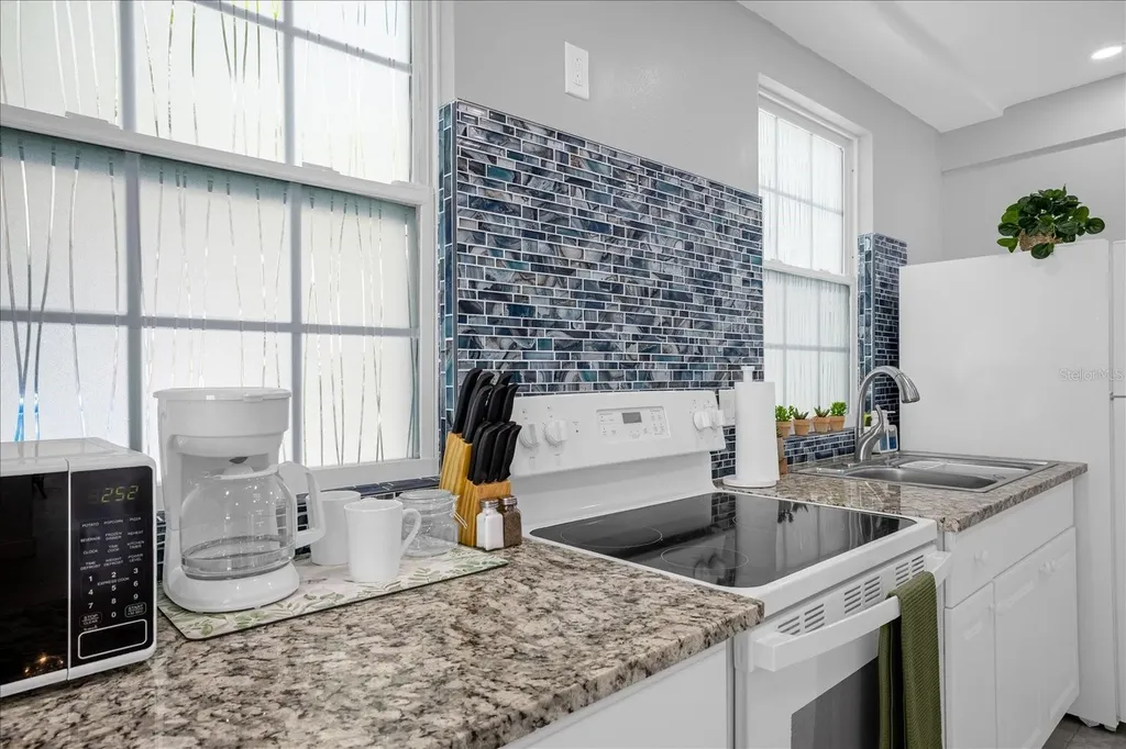 306 Marshall Street Clearwater FL 33755
