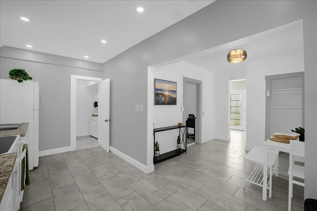 306 Marshall Street Clearwater FL 33755