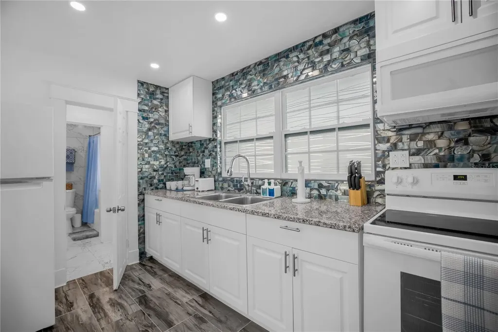 306 Marshall Street Clearwater FL 33755