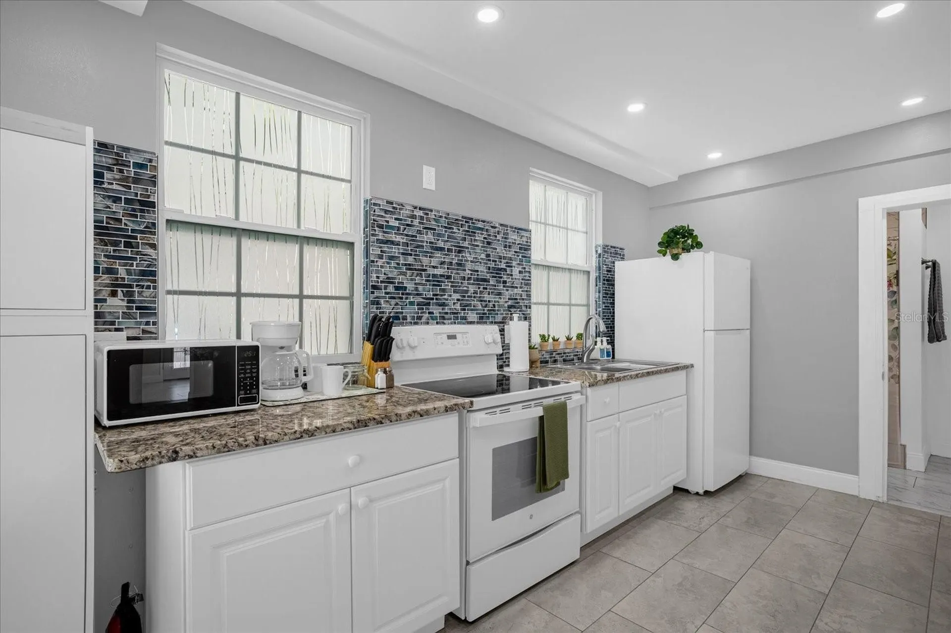 306 Marshall Street Clearwater FL 33755