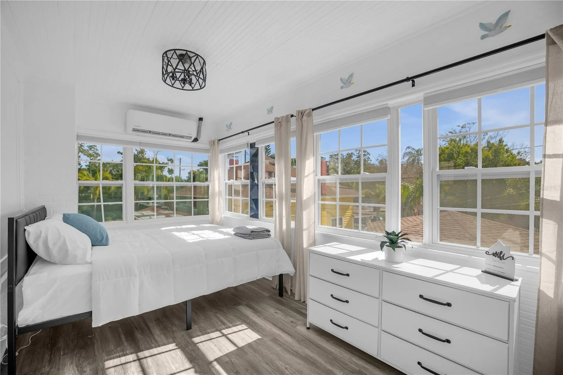 306 Marshall Street Clearwater FL 33755