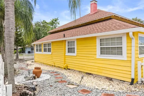 306 Marshall Street Clearwater FL 33755