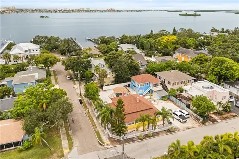 306 Marshall Street Clearwater FL 33755