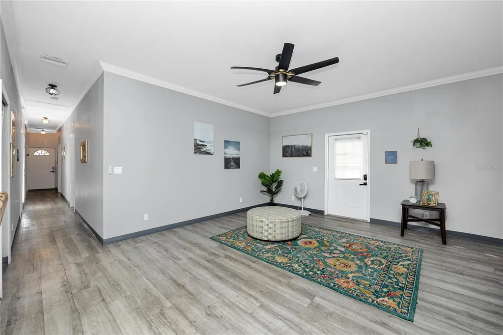 1835 16th Street S St Petersburg FL 33705