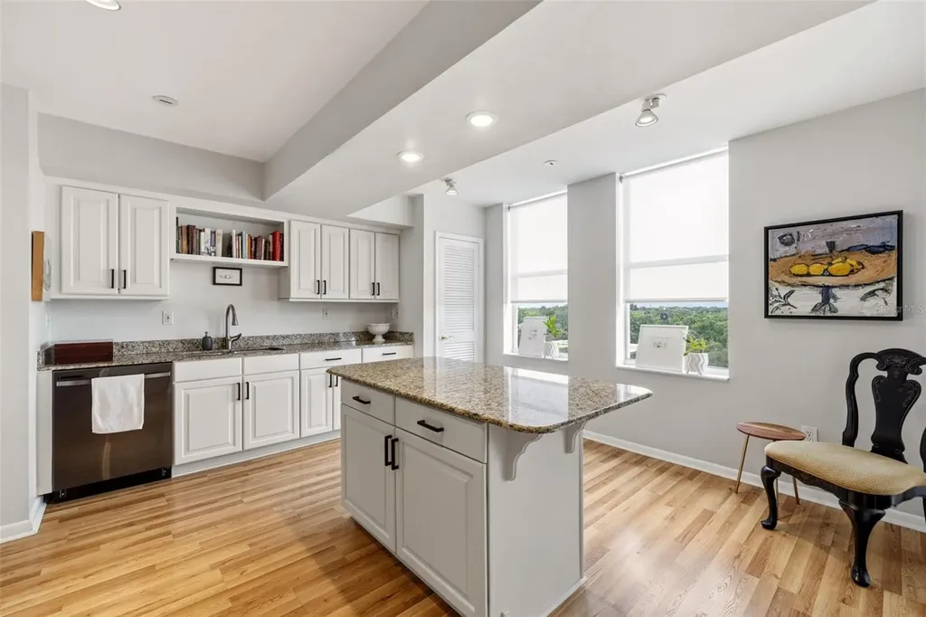 2403 S Ardson Place Tampa FL 33629