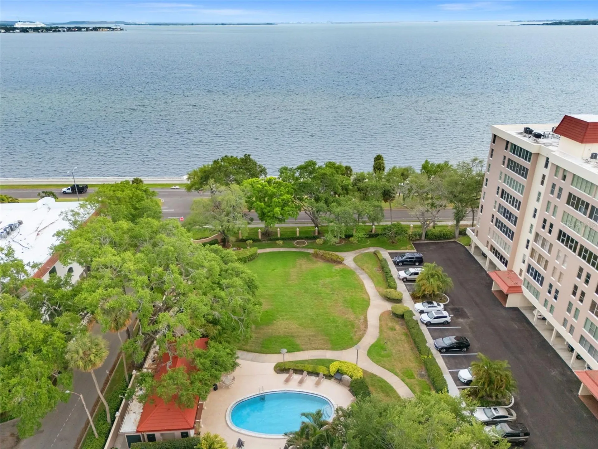 2403 S Ardson Place Tampa FL 33629