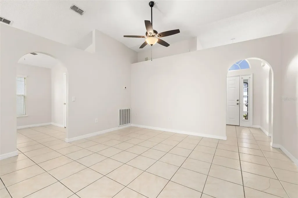 624 Blake Avenue Davenport FL 33897