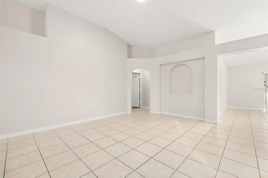 624 Blake Avenue Davenport FL 33897