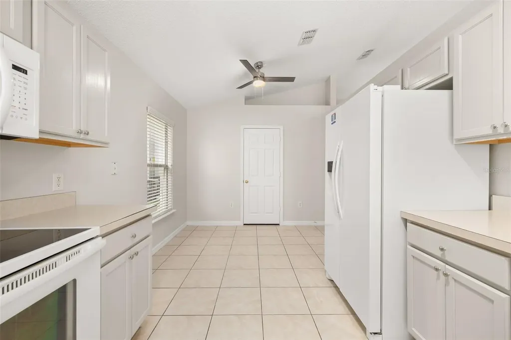 624 Blake Avenue Davenport FL 33897