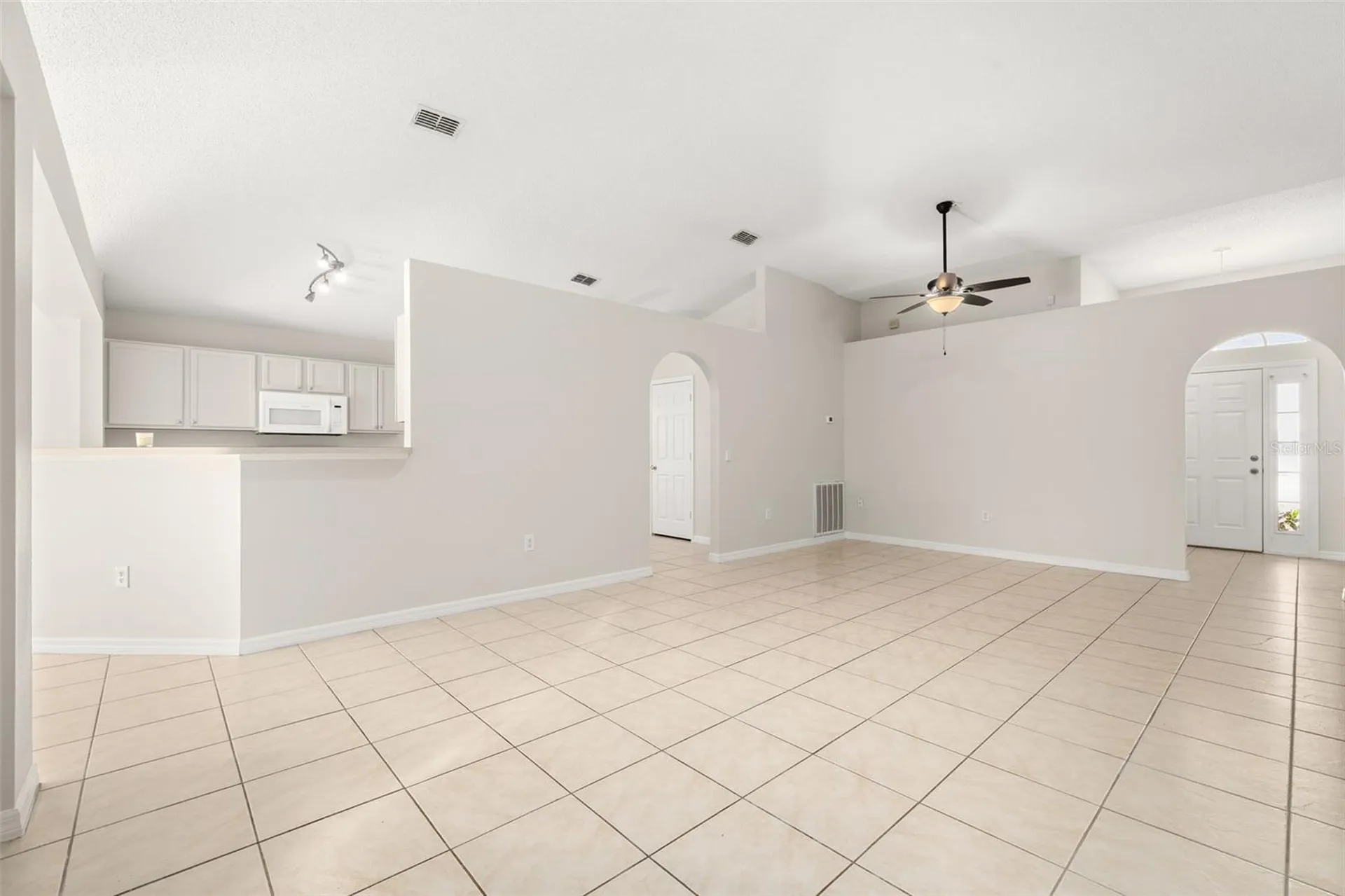 624 Blake Avenue Davenport FL 33897