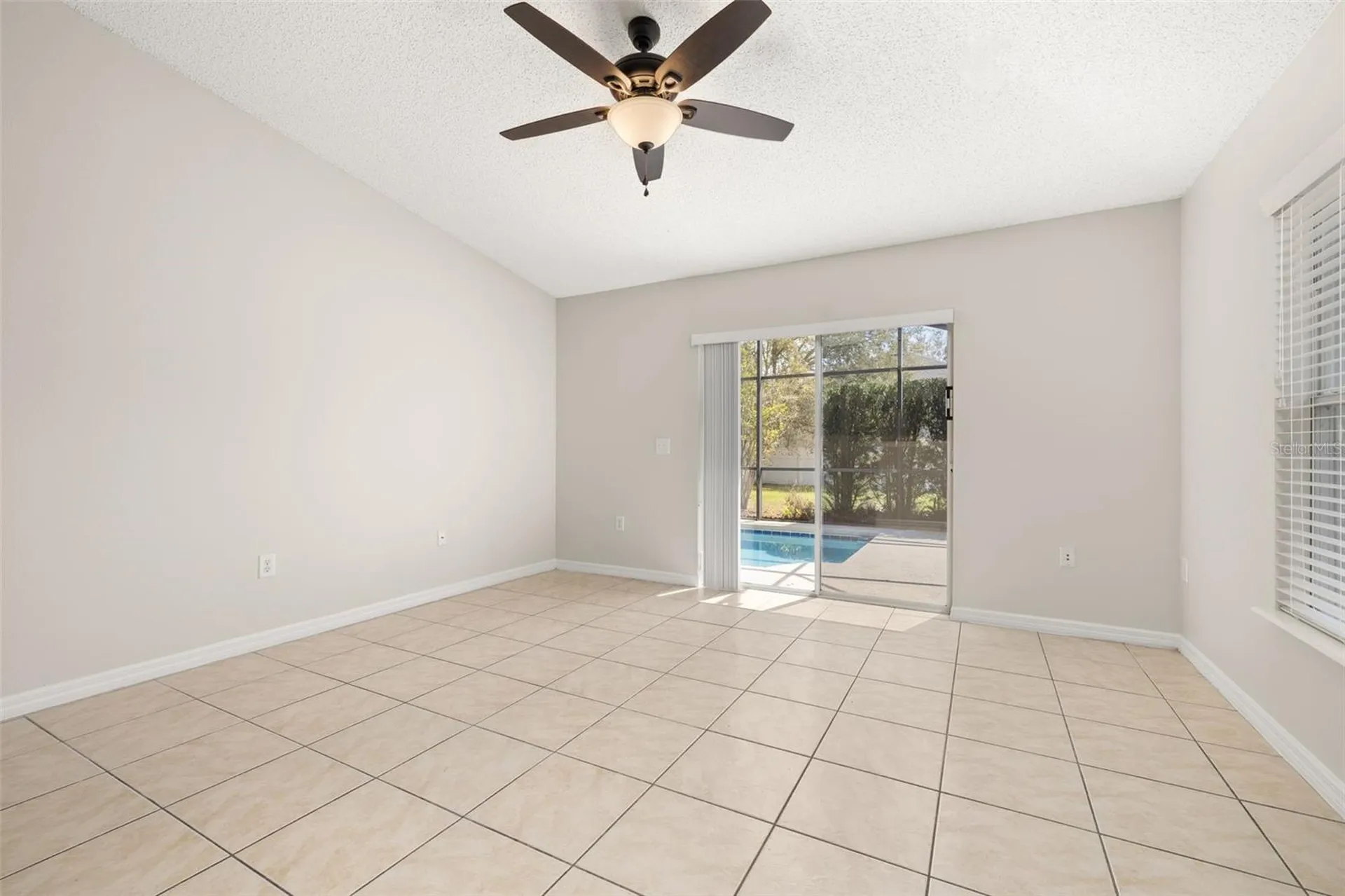 624 Blake Avenue Davenport FL 33897
