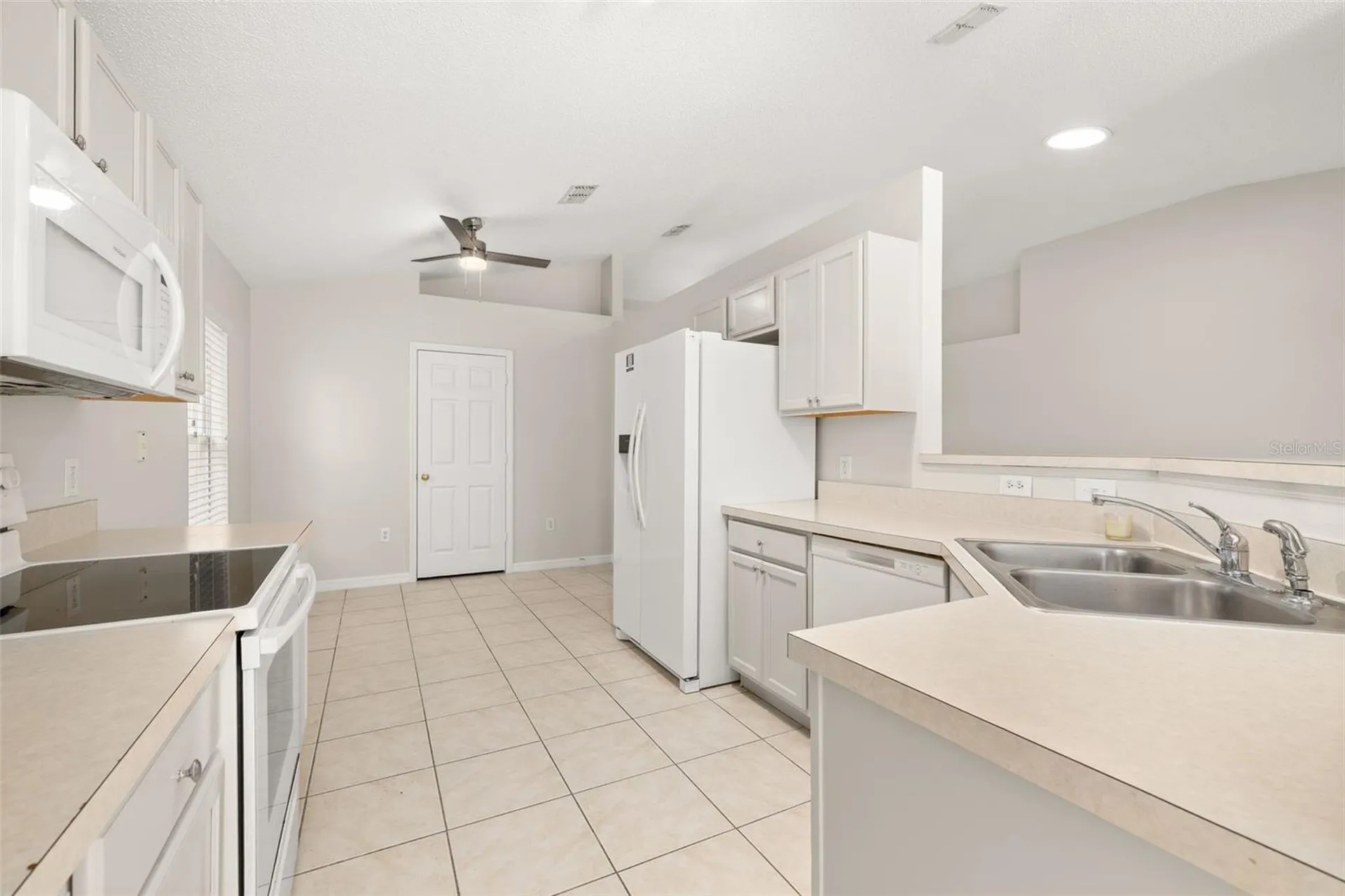 624 Blake Avenue Davenport FL 33897
