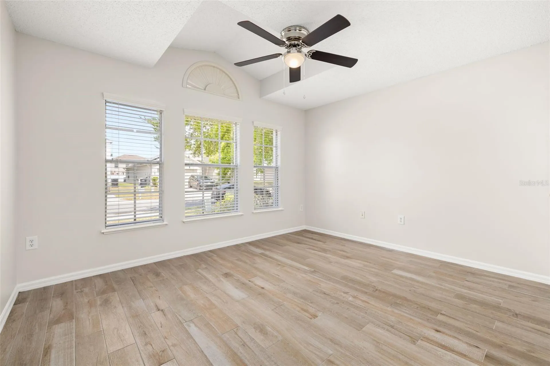 624 Blake Avenue Davenport FL 33897